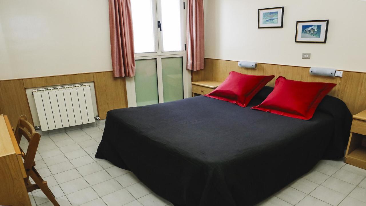 Hotel Pinupe レケイティオ エクステリア 写真